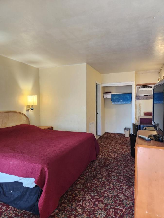 קלירווטר Econo Inn מראה חיצוני תמונה